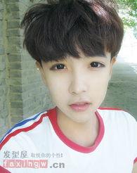 帅气男生生活照组图,男生生活照组图集锦